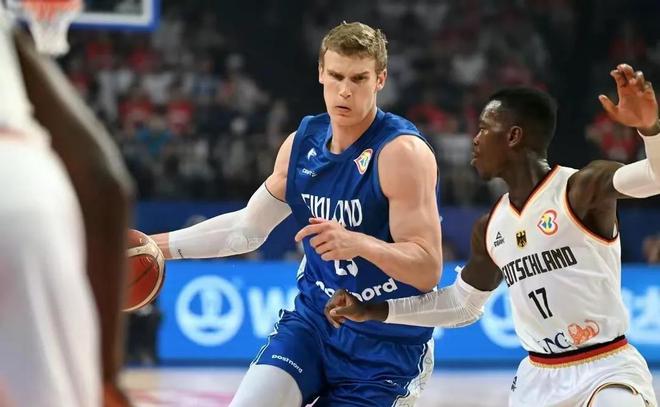 作为东道主 作为东道主