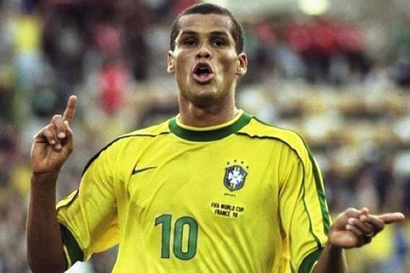 全队的努力 全队的努力