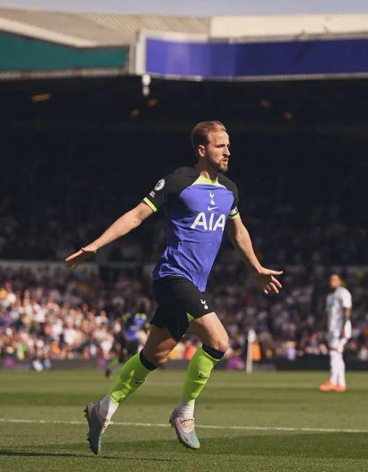 梁峻豪在本 梁峻豪在本