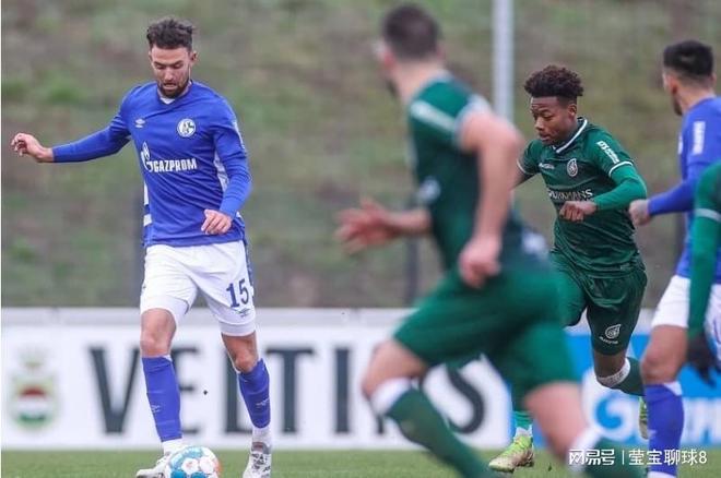 自信坍塌 自信坍塌