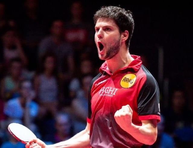 他把球队从 他把球队从